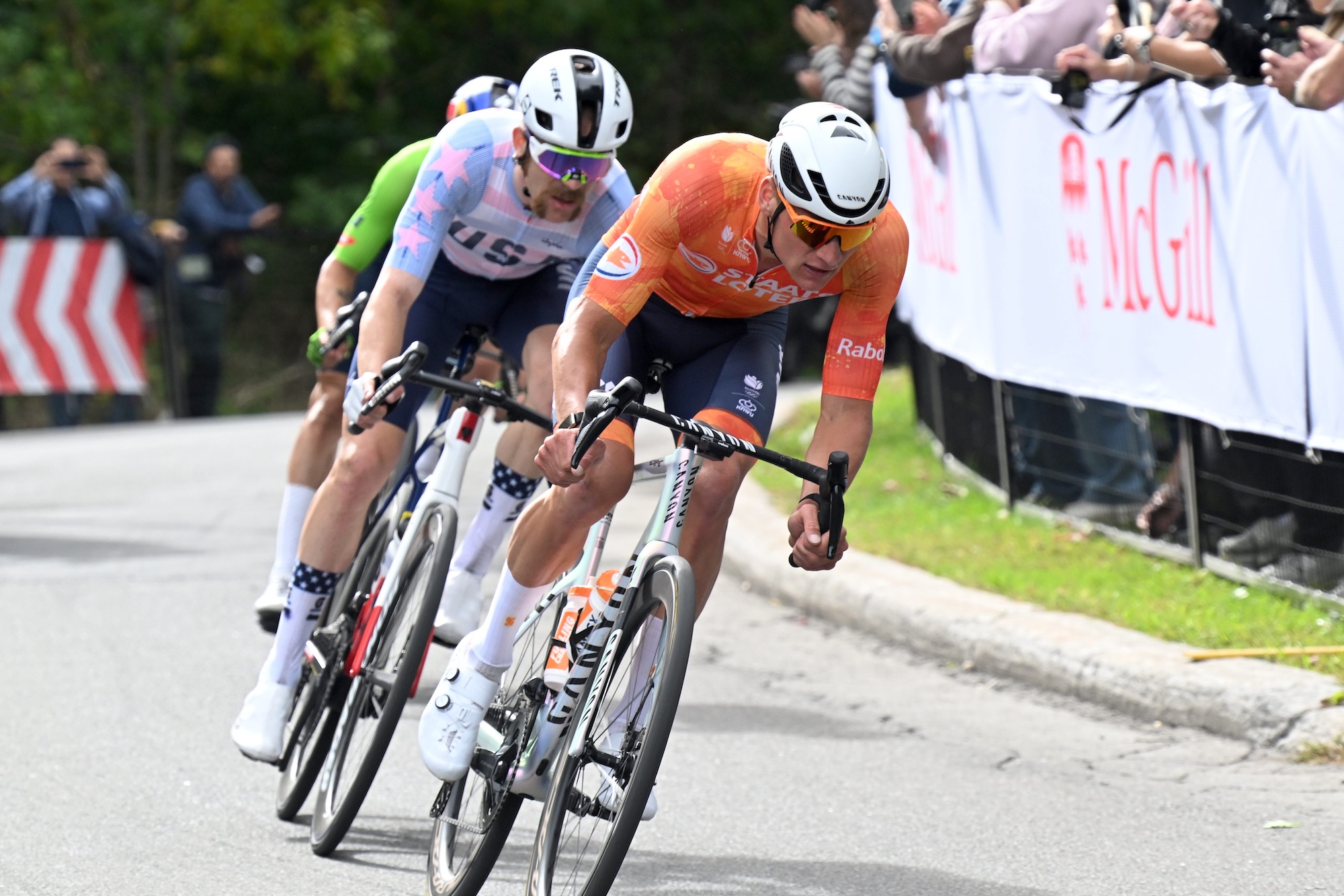 1296142731.jpg