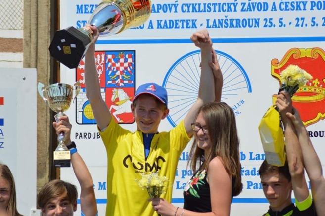 Vynikající výsledky závodníků SCM2020 - Favorit Brno na dráze i silnici