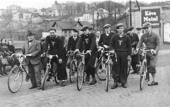 Pozvánka na další cyklistické dobrodružství:   7. března k hrobu T.G.M.