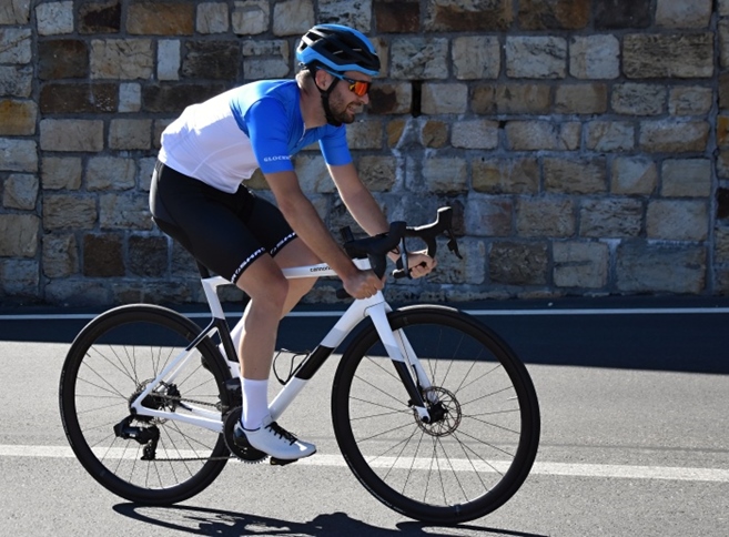 Vyzkoušeli jsme za vás: Cannondale SuperSix EVO Force eTap AXS