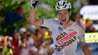 Jungels vítězí v první alpské etapě Tour po úžasném sólu