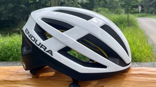 Vyzkoušeli jsme za vás… helma Endura FS260-Pro