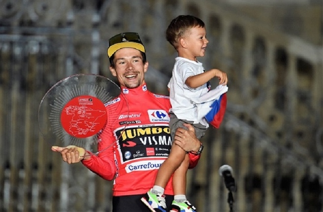 Souboj Rogliče s Evenepoelem na Giru je pro nás o to větší motivací, říká Merijn Zeeman o přípravě Primože Rogliče na Giro d´Italia