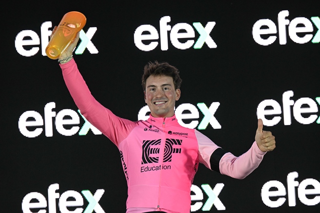 Bettiol suverénně nejlepší ve zrádném prologu Tour Down Under