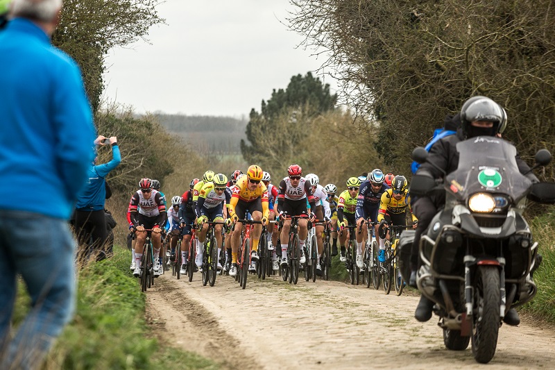 Vyvrcholením následujícího cyklistického týdne bude Milano-Sanremo. Jedou se ale i další zajímavé závody s českou účastí