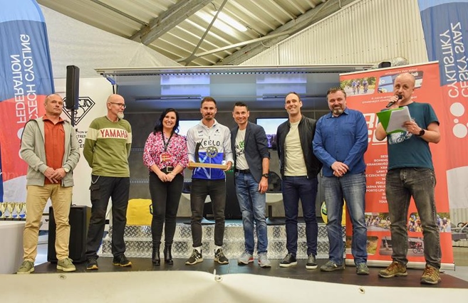 ROADCUP 2022: Králi sezóny jsou podruhé Kollert a premiérově Nosková