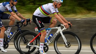 Evenepoel pojede Okolo Švýcarska a letním vrcholem bude světový šampionát, Tour v programu chybí